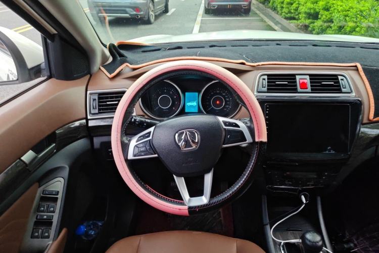 Used BAIC Weiwang S50 2016 1.5T Manual Joyful Comfort Model Steering Wheel