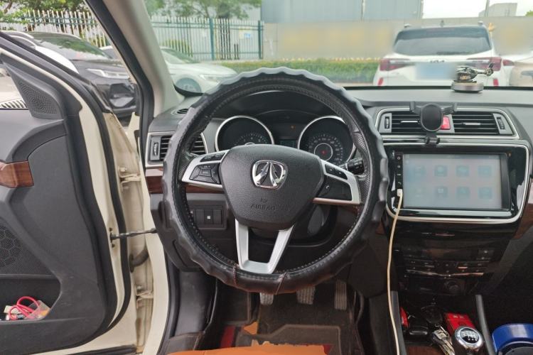 Used BAIC Weiwang S50 2016 1.5T Manual Joyful Premium Edition Steering Wheel