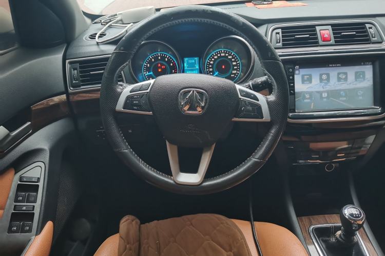 Used BAIC Weiwang S50 2016 1.5T Manual Joyful Premium Edition Steering Wheel