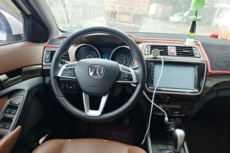 Used BAIC Weiwang S50 2016 1.5T CVT Joyful Luxury Model Steering Wheel