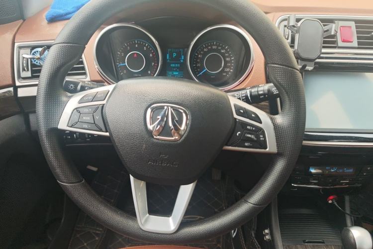 Used BAIC Weiwang S50 2016 1.5T CVT Joyful Luxury Model Steering Wheel