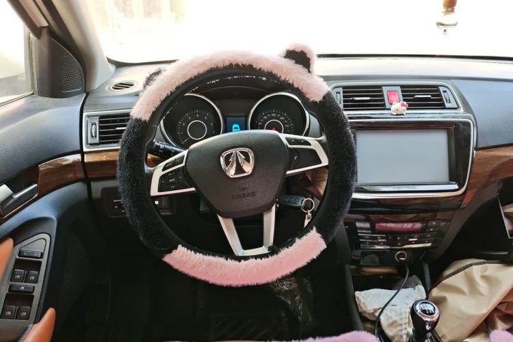 Used BAIC Weiwang S50 2016 1.5T Manual Joyful Elite Edition Steering Wheel