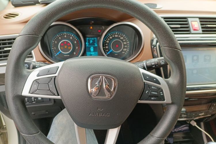 Used BAIC Weiwang S50 2016 1.5T CVT Joyful Luxury Model Steering Wheel