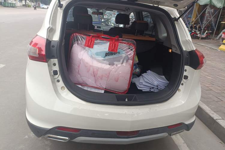 Used BAIC Weiwang S50 2016 1.5T CVT Joyful Elite Edition Trunk