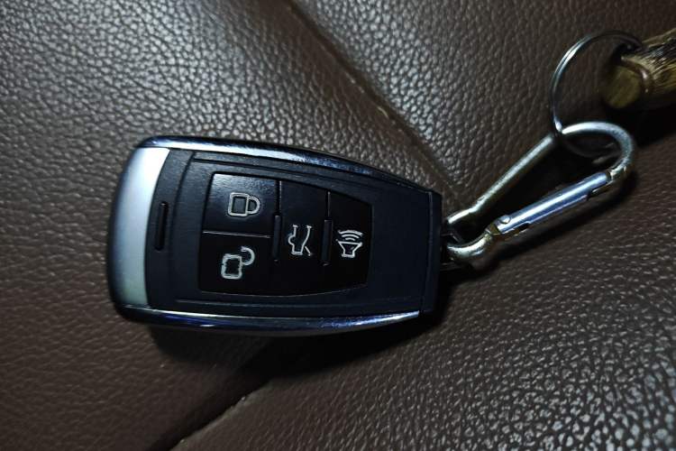 Used BAIC Weiwang S50 2016 1.5T Manual Joyful Luxury Edition Vehicle Key