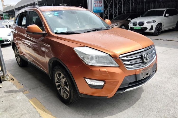 Used BAIC Weiwang S50 2016 1.5T Manual Lede Premium Edition Front Right 45 Deg