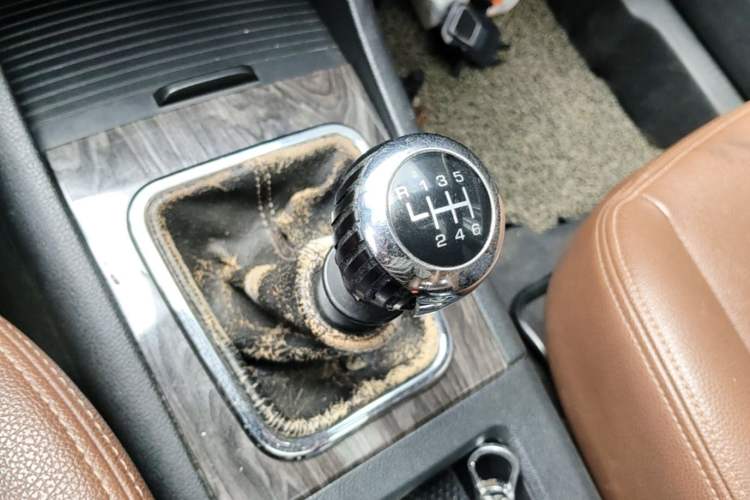 Used BAIC Weiwang S50 2016 1.5T Manual Lede Premium Edition Gear Lever