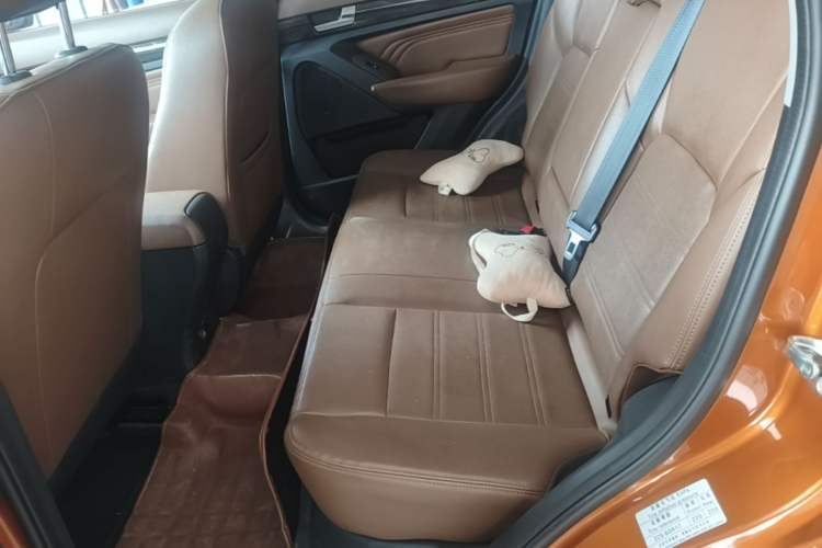Used BAIC Weiwang S50 2016 1.5T Manual Joyful Luxury Edition Left Rear Seat
