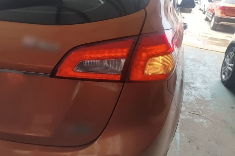 Used BAIC Weiwang S50 2016 1.5T Manual Joyful Luxury Edition Right Rear Taillight