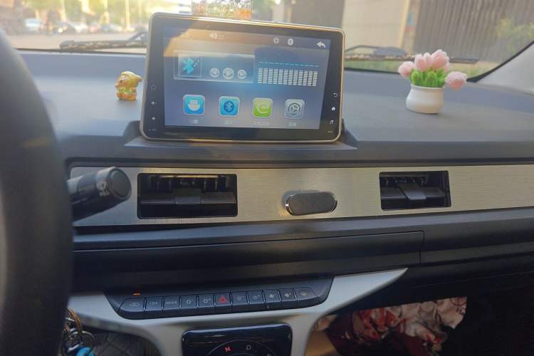 Used Baizhi New Energy Daxiong 2022 10.36kWh Le Xiong Audio And AC Panel