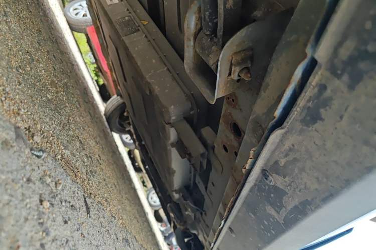 Used Baizhi New Energy Daxiong 2022 10.36 kWh Raccoon Chassis Rear Right
