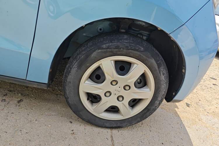 Used Baizhi New Energy Daxiong 2022 10.36 kWh Raccoon Right Front Wheel Hub