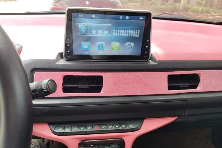 Used Baizhi New Energy Daxiong 2022 10.36kWh Le Xiong Audio And AC Panel