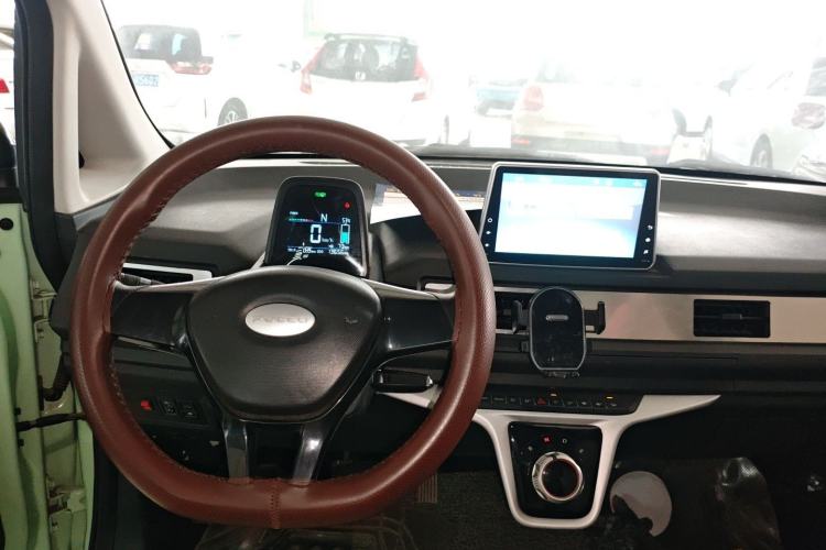 Used Baizhi New Energy Daxiong 2022 10.36kWh Le Xiong S Standard Edition Center Console