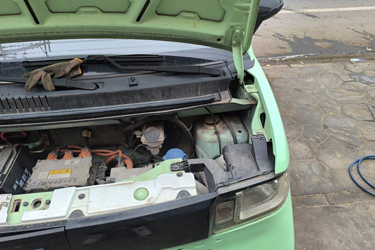 Used Baizhi New Energy Daxiong 2022 10.36kWh Le Xiong Engine Bay Left