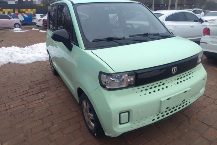 Used Baizhi New Energy Daxiong 2022 10.36 kWh Raccoon Front Right 45 Deg
