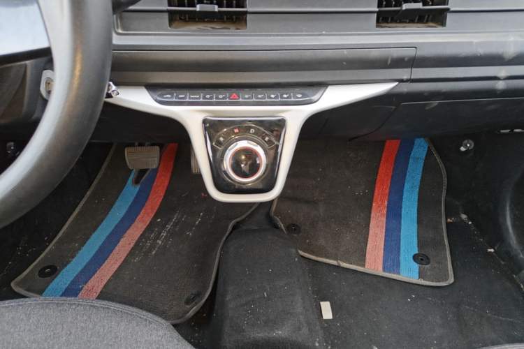 Used Baizhi New Energy Daxiong 2022 10.36kWh Le Xiong Gear Lever
