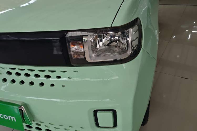 Used Baizhi New Energy Daxiong 2022 10.36kWh Le Xiong S Standard Edition Left Front Headlight