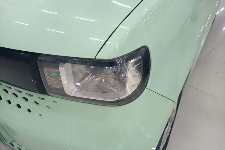 Used Baizhi New Energy Daxiong 2022 10.36kWh Le Xiong S Standard Edition Left Front Headlight