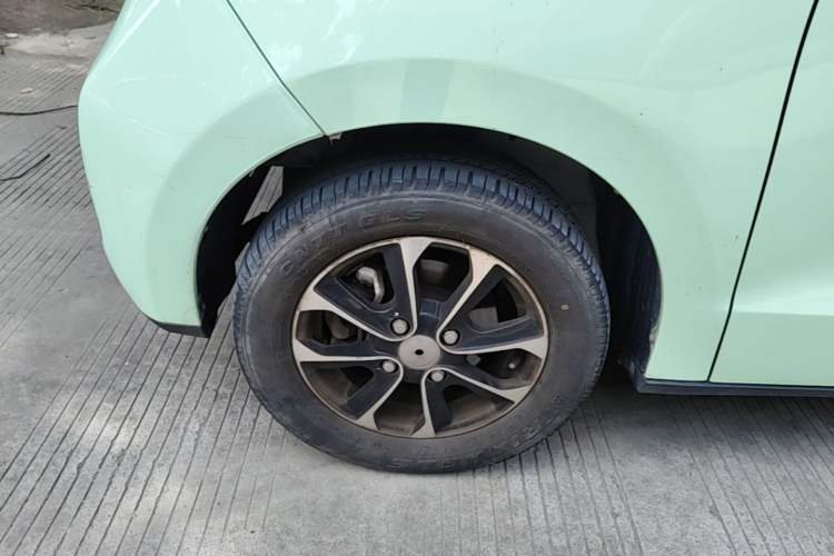 Used Baizhi New Energy Daxiong 2022 10.36kWh Le Xiong Left Front Wheel Hub