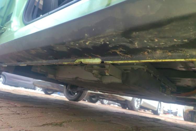Used Baizhi New Energy Daxiong 2022 10.36 kWh Raccoon Right Side Sill