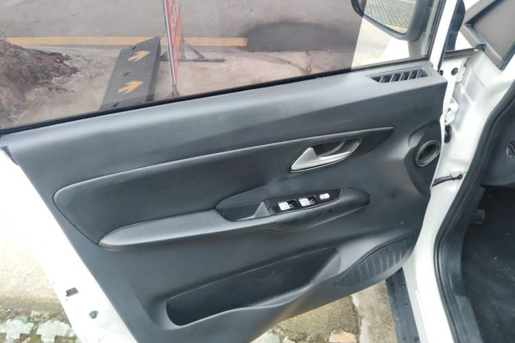 Used Baizhi New Energy Daxiong 2022 10.36kWh Le Xiong Left Front Door Interior
