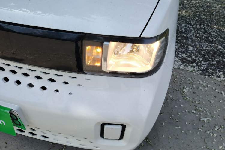 Used Baizhi New Energy Daxiong 2022 15kWh Cool Bear Standard Edition Left Front Headlight