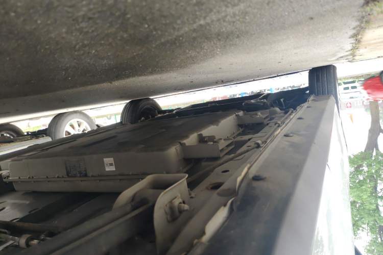 Used Baizhi New Energy Daxiong 2022 10.36kWh Le Xiong Left Side Sill