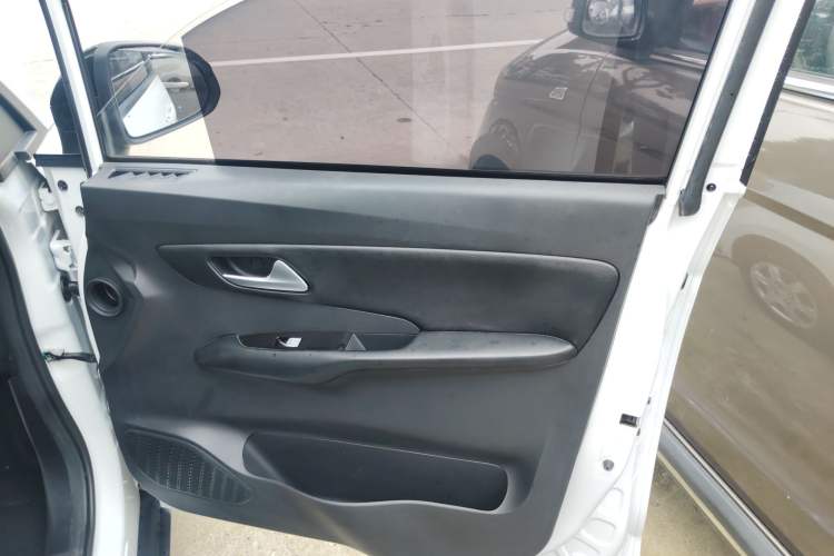 Used Baizhi New Energy Daxiong 2022 10.36kWh Le Xiong Right Front Door Interior