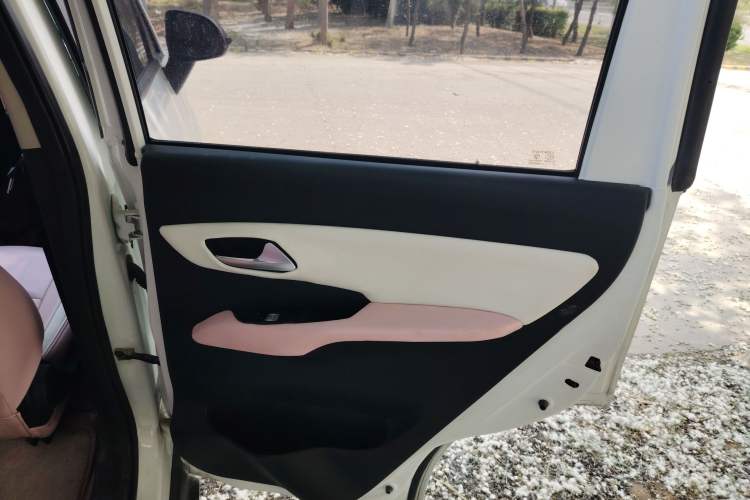 Used Baizhi New Energy Daxiong 2022 15kWh Cool Bear Standard Edition Right Rear Door Interior