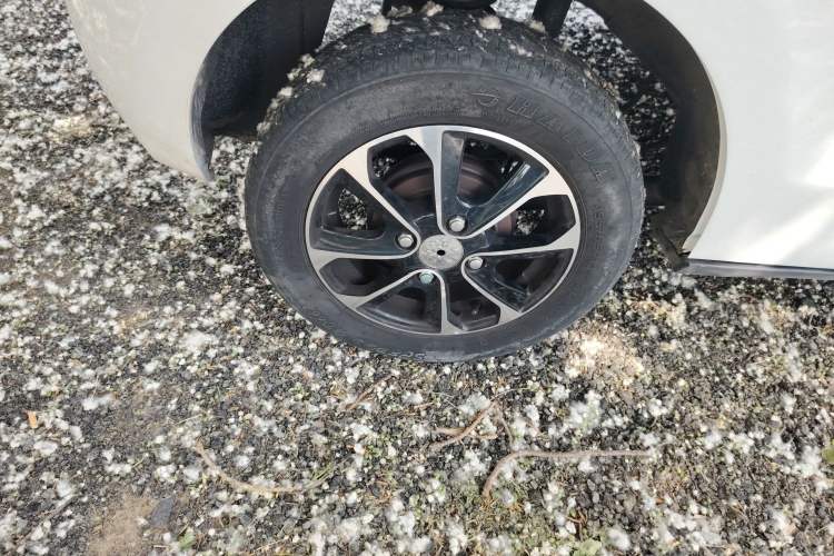 Used Baizhi New Energy Daxiong 2022 15kWh Cool Bear Standard Edition Right Rear Wheel Hub