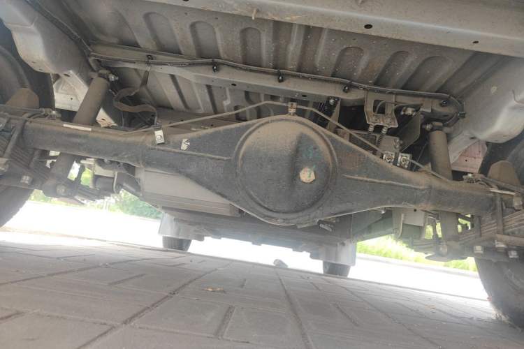 Used Bak Xingyi 2020 All-Electric Closed Cargo Van Chassis Rear