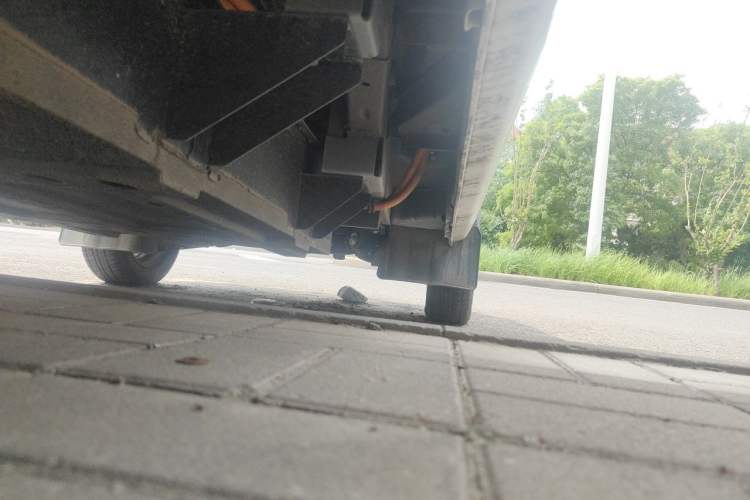 Used Bak Xingyi 2020 All-Electric Closed Cargo Van Chassis Rear Right