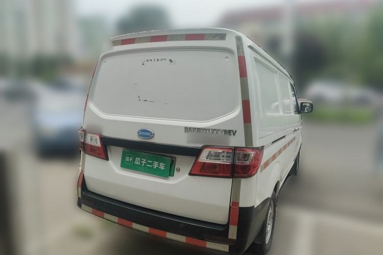 Used Bak Xingyi 2020 All-Electric Closed Cargo Van Rear