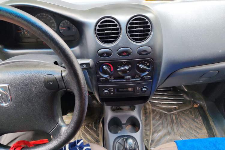 Used Baojun 2012 1.0L Manual P-TEC Superior Model Audio And AC Panel