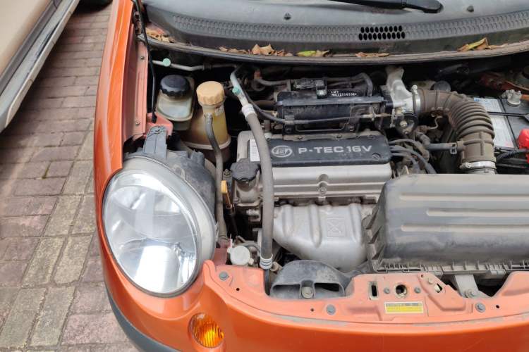 Used Baojun 2012 1.0L Manual P-TEC Superior Model Engine Bay Right