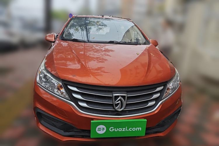 Used Baojun 310 2016 1.2L manual Comfort trim level Exterior 1