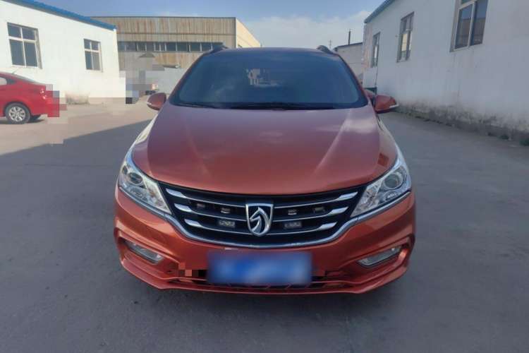 Used Baojun 310 2016 1.2L Manual Luxury Model Exterior 1