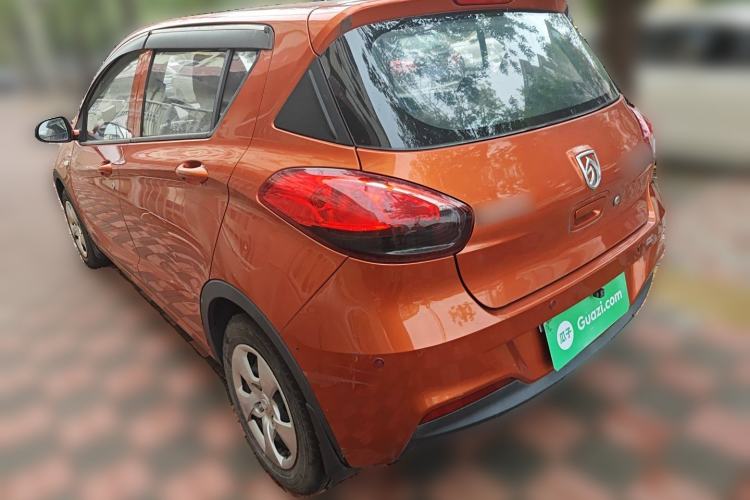 Used Baojun 310 2016 1.2L manual Comfort trim level Exterior 3