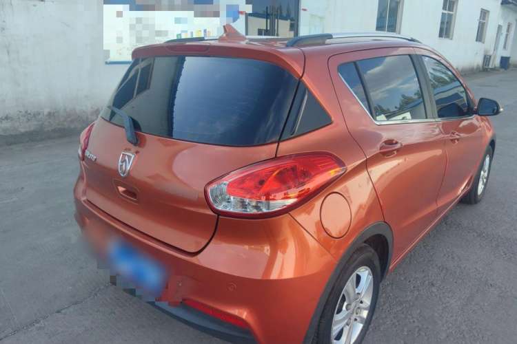 Used Baojun 310 2016 1.2L Manual Luxury Model Exterior 3