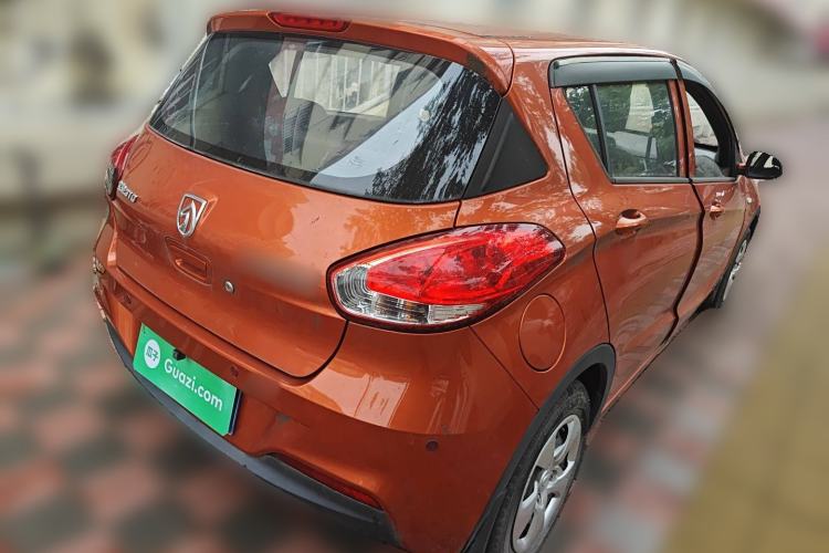 Used Baojun 310 2016 1.2L manual Comfort trim level Exterior 5