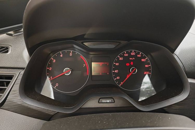 Used Baojun 310 2016 1.2L manual Comfort trim level Instrument Cluster