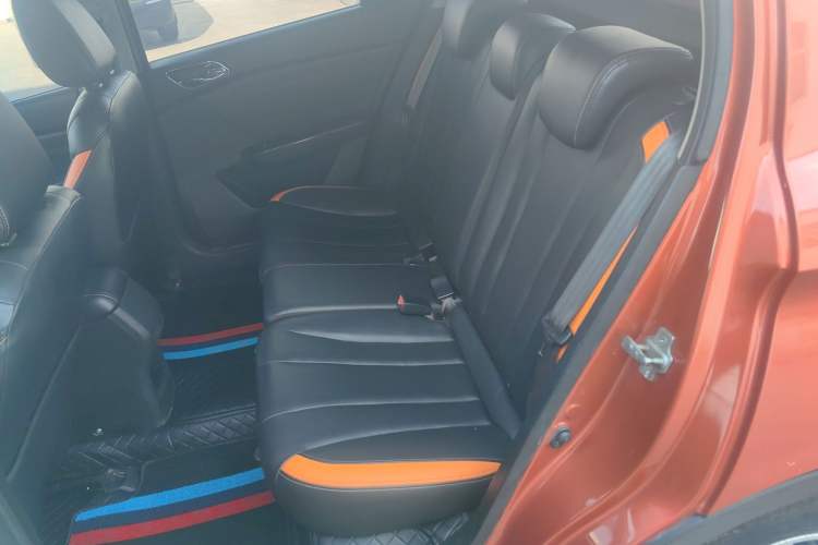Used Baojun 310 2016 1.2L Manual Luxury Model Interior 1