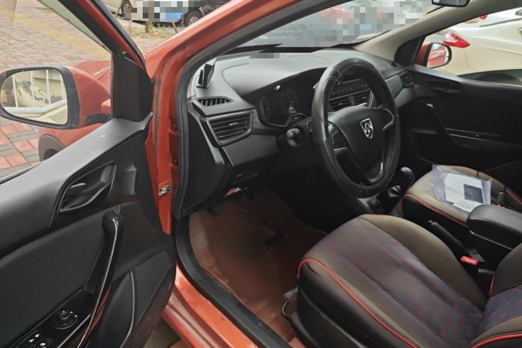 Used Baojun 310 2016 1.2L manual Comfort trim level Interior 3