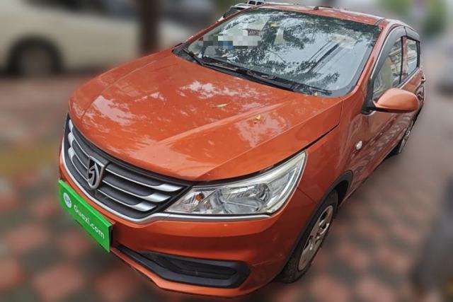 Used Baojun 310 2016 1.2L manual Comfort trim level