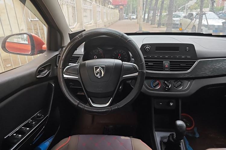 Used Baojun 310 2016 1.2L manual Comfort trim level Steering Wheel