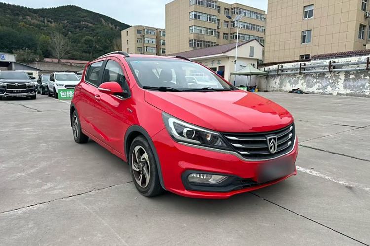 Used Baojun 310 2017 1.5L Automatic Luxury Model Exterior 2