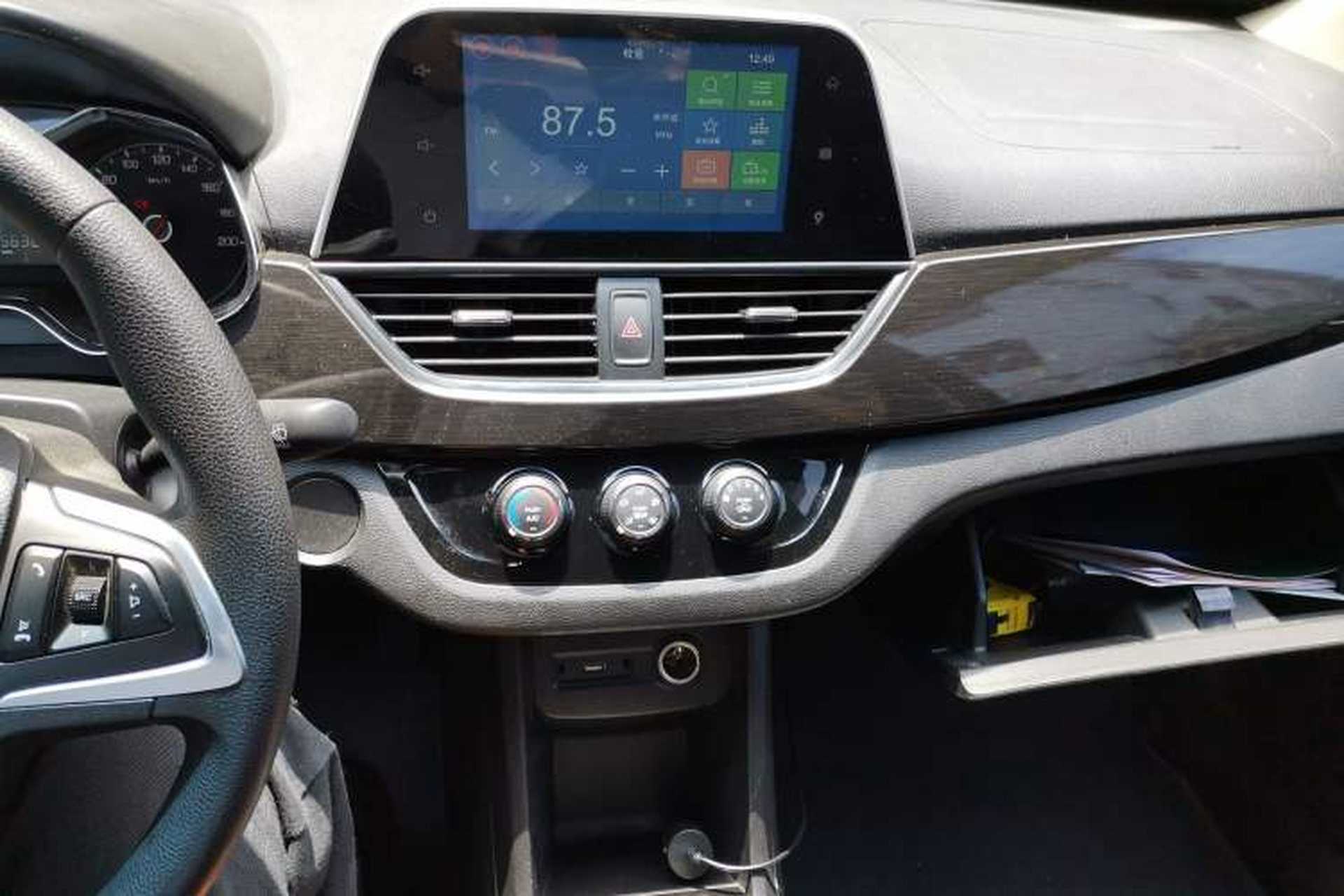 Used Baojun 310 2016 1.2L Manual Luxury Model Audio And AC Panel