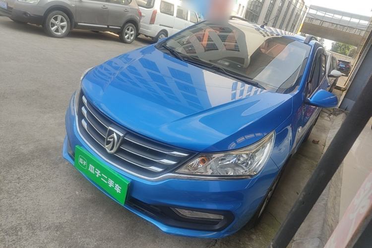 Used Baojun 310 2016 1.2L Manual Fashionable Edition Guazi used car, China used car export, Used car for sale, Used  cars, Cheapest cars for sale