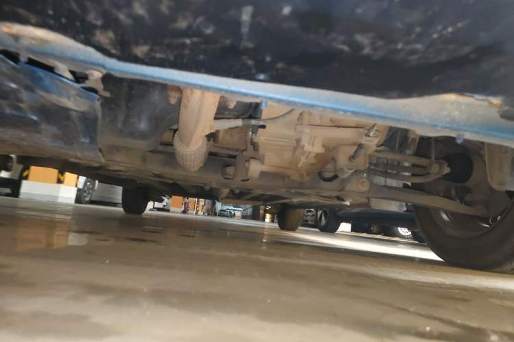 Used Baojun 310 2016 1.2L manual Comfort trim level Chassis Front